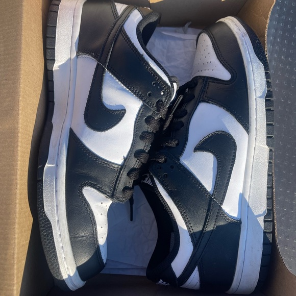 Panda dunks low (GS) size 7 - Picture 3 of 4